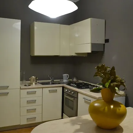 Glam House Apartment *
