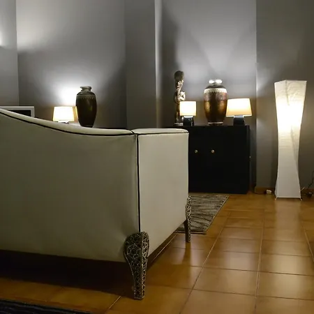 Glam House